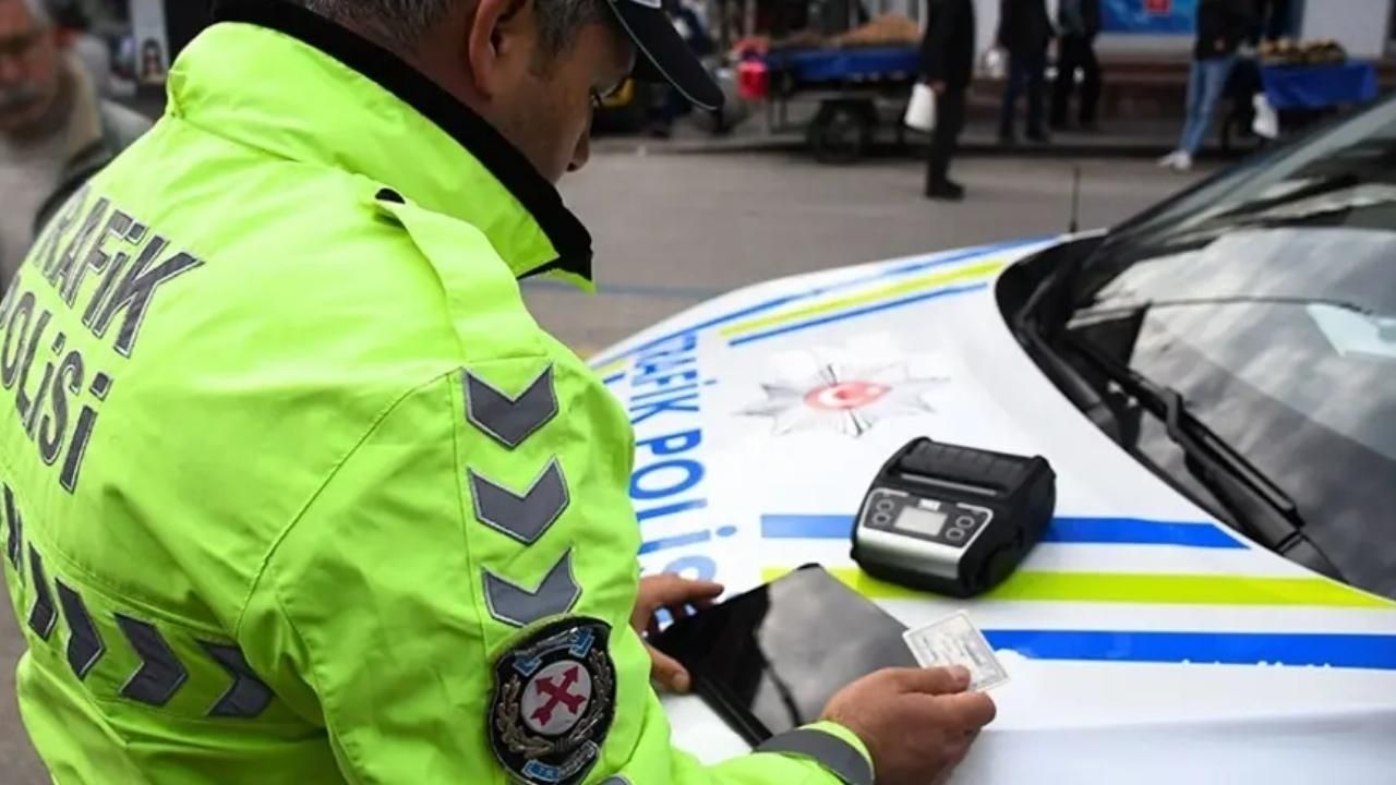Trafik cezalarını artıran düzenlemede 10 madde kabul edildi görseli