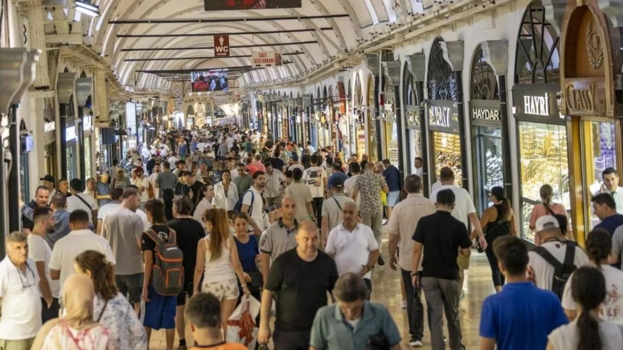 İstanbul’da esnafa yeni düzenlemeler getirildi görseli