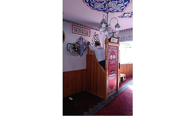 Maltepe Belediyesi’nden ramazan öncesi camilerde yoğun mesai görseli