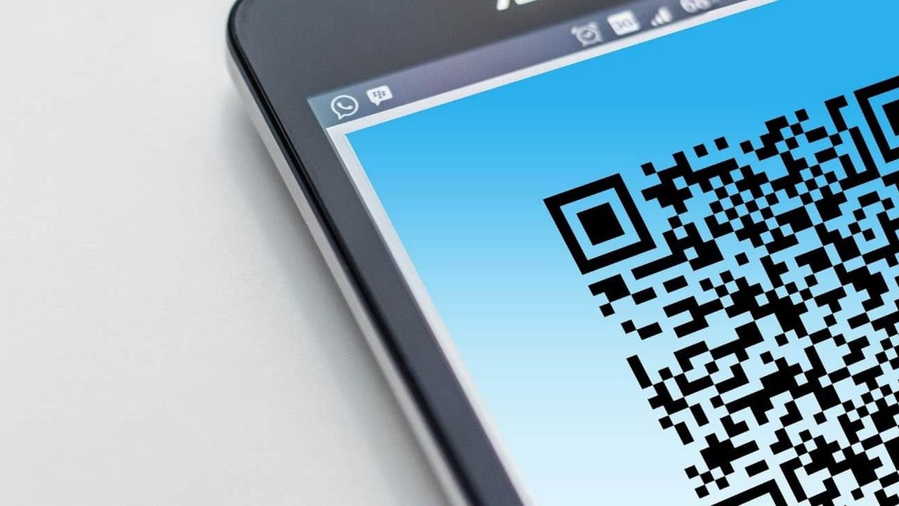 Tatil kampanyalarına dikkat: QR kodlarla siber dolandırıcılık artıyor görseli