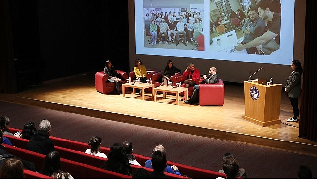 Sanat ve Tasarım Fakültesi, Mentörlerle Öğrencileri Bir Araya Getiren Etkinliğe Ev Sahipliği Yaptı görseli