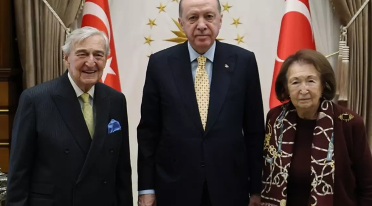 Rahmi Koç: "Türkiye Orta Doğu'da Çok İyi Bir Politika İzliyor" görseli