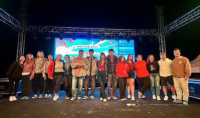 Gençler Büyükşehir’in Foça’daki kampında gönüllerince eğlendi görseli