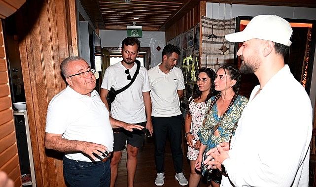 Sosyal medya fenomenleri Kemer’de görseli