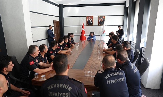 Başkanımız Rasim Arı, İtfaiye Personelini Kabul Etti görseli