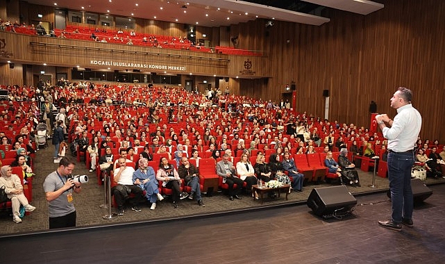 Beyhan Budak, ruh sağlığına ışık tuttu görseli