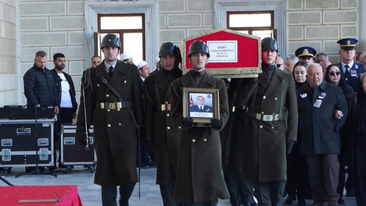 Şehit Hava Pilot Yarbay Gökhan Korkmaz, son yolculuğuna uğurlandı görseli