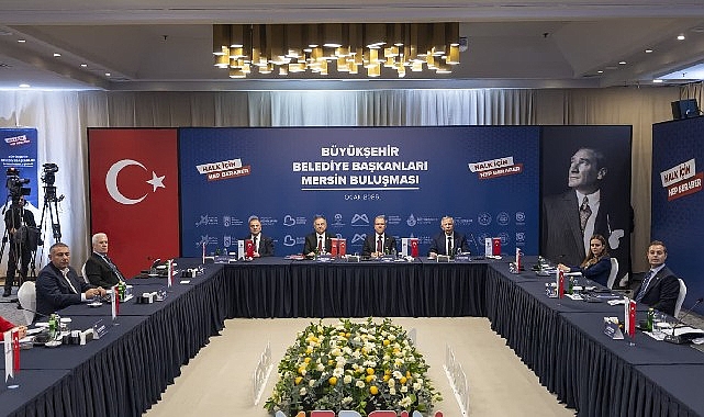CHP’li Büyükşehir Belediye Başkanları Mersin’de buluştu görseli