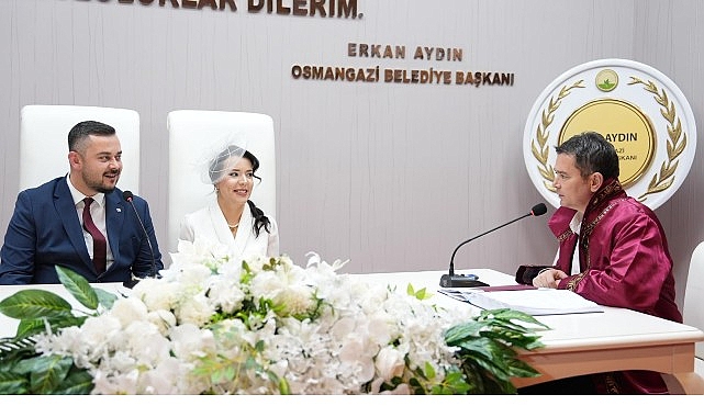 Başkan Erkan Aydın Yılın Son Nikahını Kıydı görseli