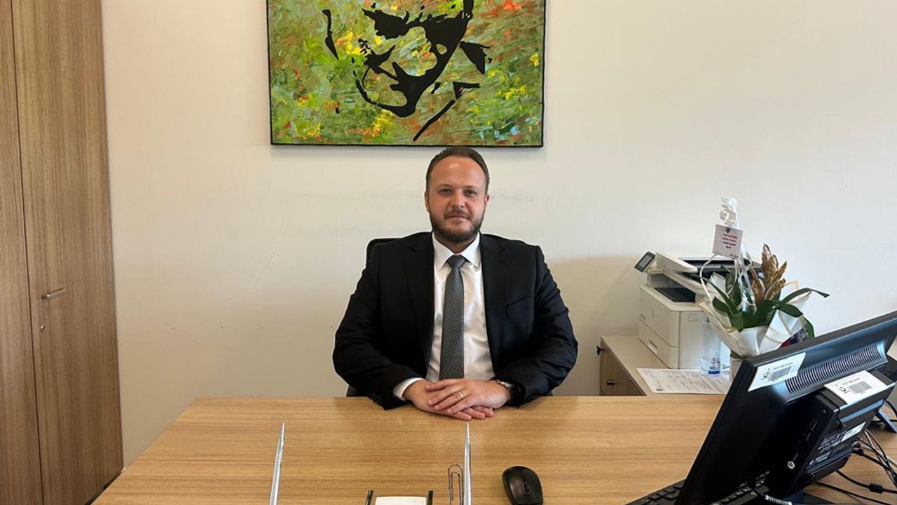 Dr. Ali Efe Tiryakioğlu başhekim yardımcılığına atandı görseli