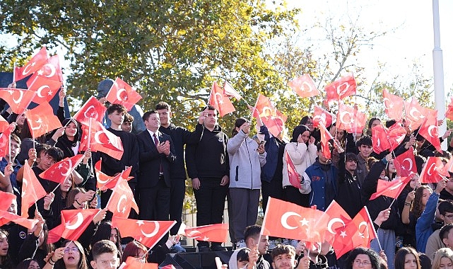 Kadıköy’de Zafer Bayramı Coşkusu görseli
