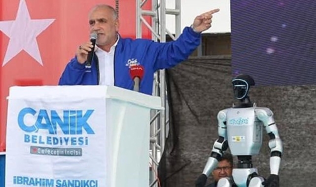 Canik Belediyesi'nden Rekor: CANİKFEST’te 131.624 Kişi Yapay Zekâ Teknolojisiyle Tanıştı görseli