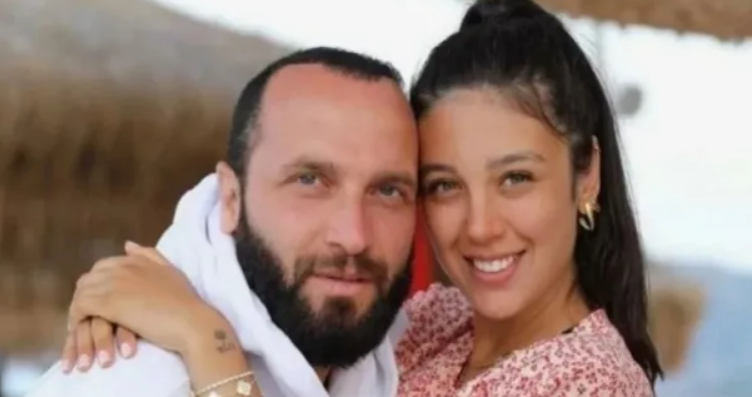 Berkay Ve Özlem Ada Şahin'den Üçüncü Bebek Müjdesi! görseli