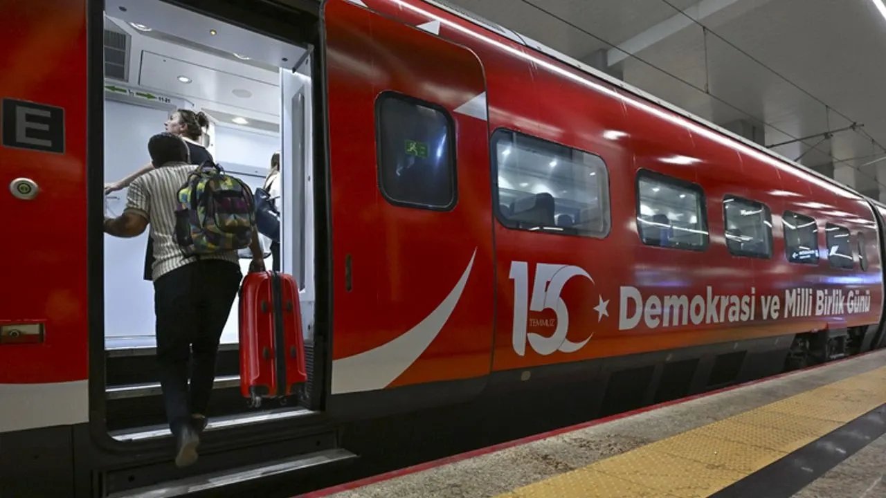 15 Temmuz Demokrasi Treni Ankara’dan ilk seferine çıkıyor görseli