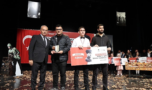 Ata’ya Özlem Şiir Okuma Yarışması’nda Duygulu Anlar Yaşandı görseli