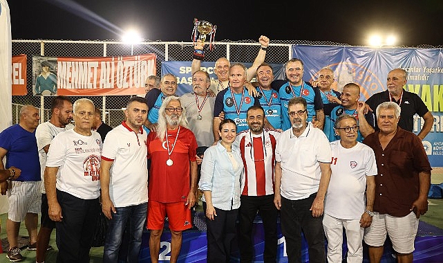 Ayak Tenisi Turnuvası sona erdi görseli