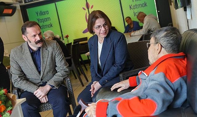 Başkan Köymen’den duayen sanatçıya ziyaret görseli