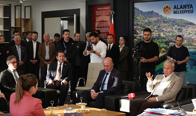Başkan Vekili Büşra Özdemir Alanya'da görseli