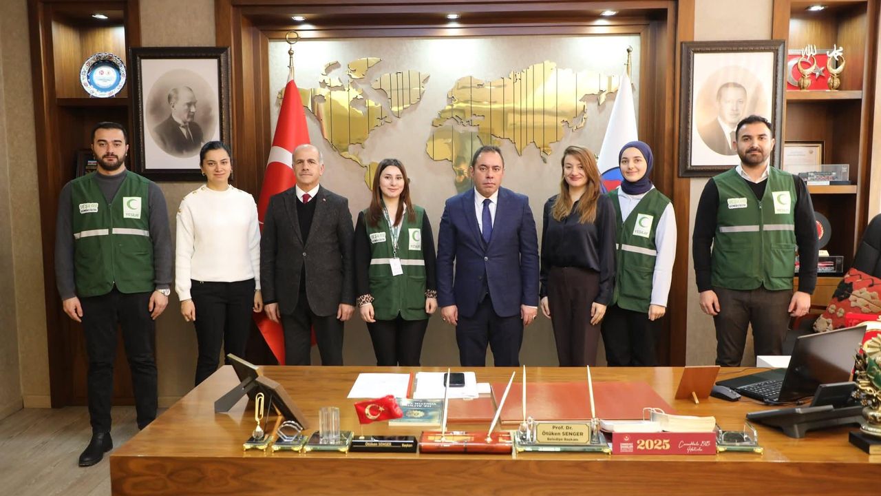 Kars’ın Gururu Yeşilay’a Başkan Senger’den tebrik: "Türkiye birinciliği şehrimiz için büyük onur" görseli