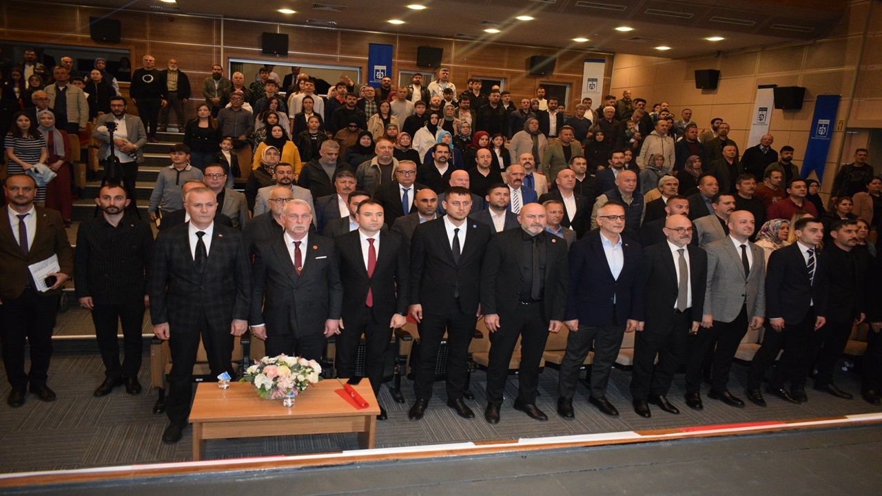Türk milliyetçileri 3 Mayıs’ta tek yürek oldu görseli