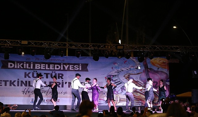 Dikili Belediyesi Kültür Etkinlikleri dansın ve ritmin coşkusuyla başladı görseli