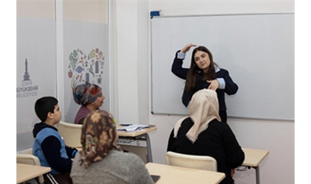Büyükşehir’den gebelikten 3 yaşına kadar ücretsiz sağlık ve eğitim desteği görseli