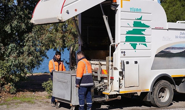 Ayvalık’ta Konteynerler Yaz Öncesi Dezenfekte Ediliyor... görseli