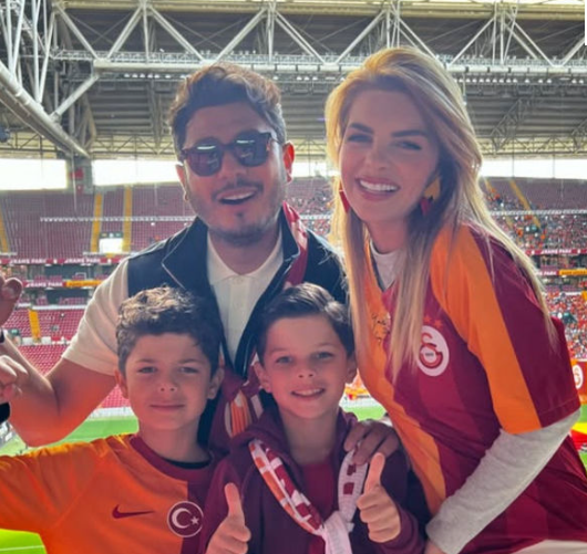 Pelin Karahan’dan "Görgüsüzlük" Çıkışı: "Toplum Olarak Değiştik!" görseli