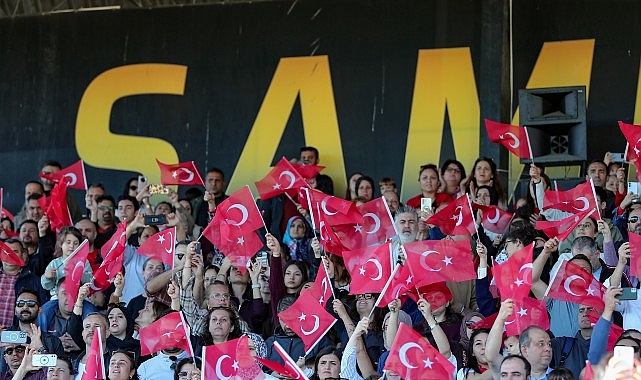 Aliağa Atatürk Stadyumu'nda Cumhuriyet Coşkusu görseli