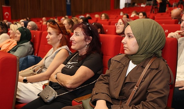 Bahar Eriş'ten çocuk yetiştirmede altın kurallar görseli