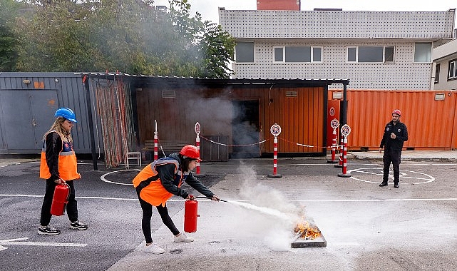 Maltepe’de afetlere müdahale İçin gönüllü seferberliği görseli