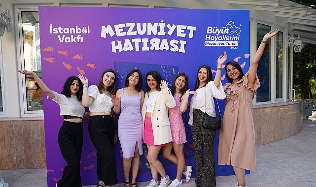 Atatürk’e Armağan Şarkılar Konseri Geliri İstanbul Vakfı’na Bağışlanacak görseli