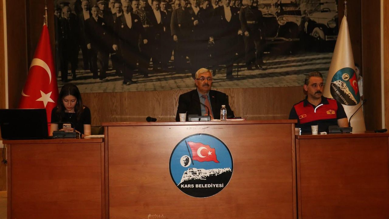 Kars’ta “Afet Yangın Çalışma Grubu” toplantısı gerçekleştirildi görseli
