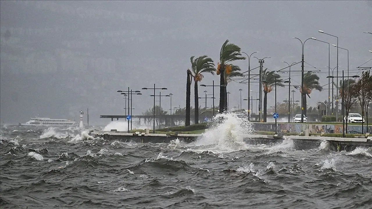 Marmara ve Kuzey Ege’de fırtına alarmı: 13 ile “sarı” kodlu uyarı görseli