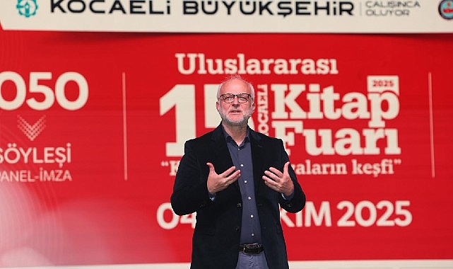 Prof. Dr. Sayar'dan, Kitap Fuarı'na övgü görseli