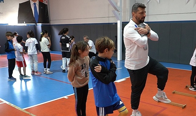 Büyükşehir’in sportif yetenek ölçümü İzmir’e yayılıyor görseli