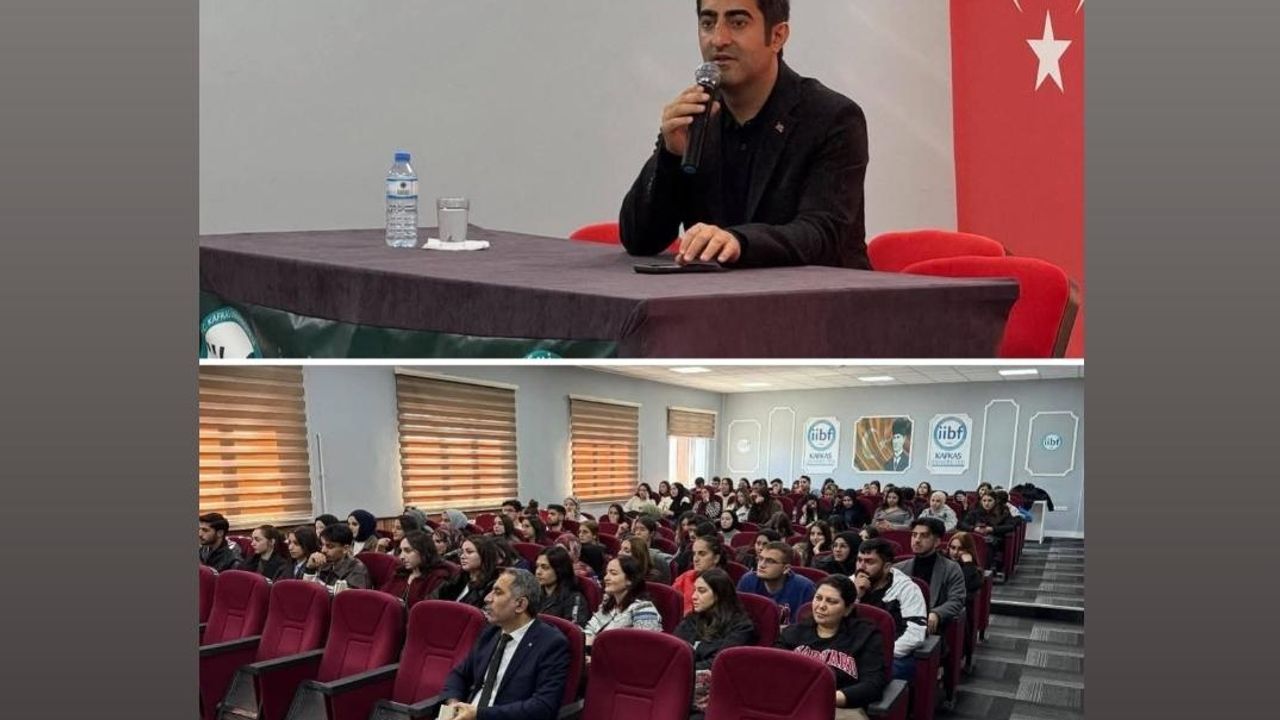 Sarıkamış Kaymakamı Enis Aslantatar, KAÜ’de mesleki deneyimlerini ve kariyer yolculuğunu paylaştı görseli