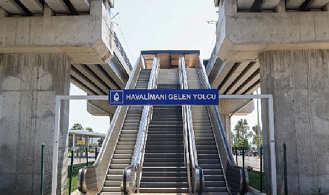 Büyükşehir Antalya’da havalimanı ulaşımını kolaylaştırıyor görseli