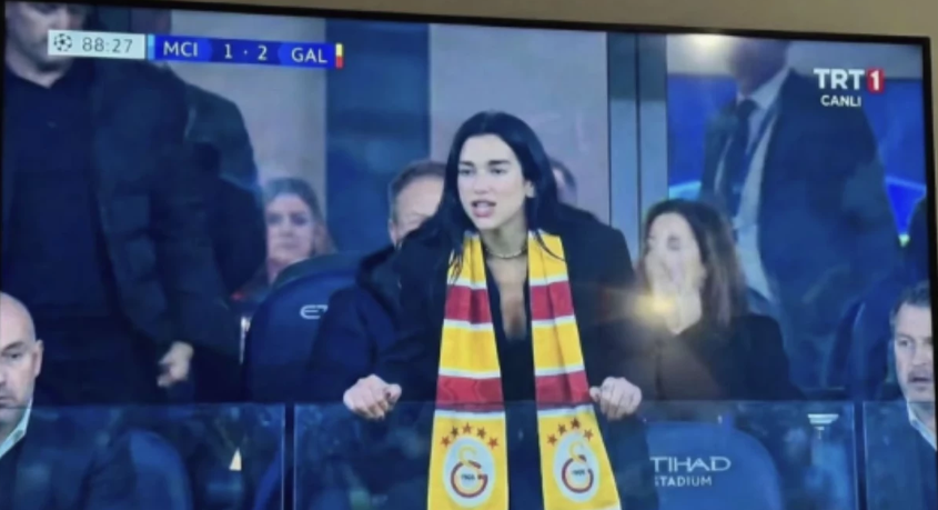 Çağlar Ertuğrul'dan "Dua Lipa" Şakası: Galatasaray Atkısı Viral Oldu! görseli