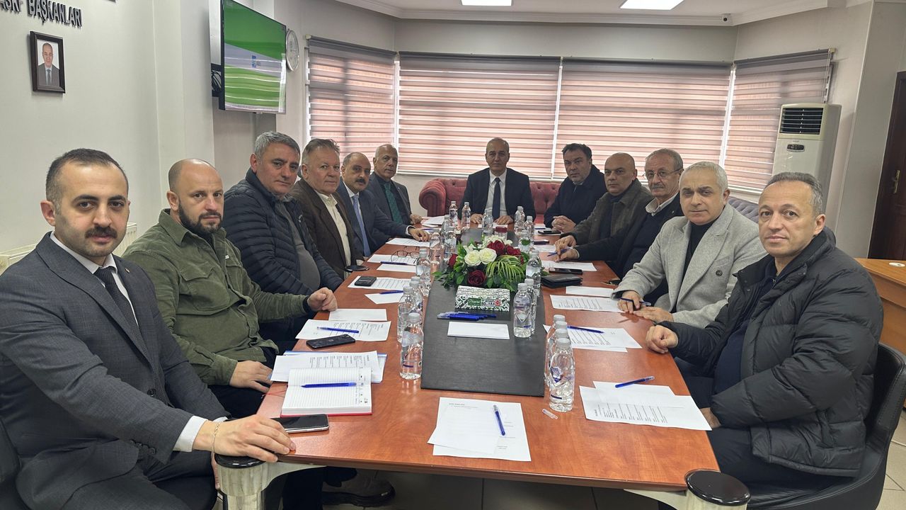Artvin STK’lar Birliği 4. Toplantısı ASFK Başkanı Dağ başkanlığında gerçekleştirdi görseli