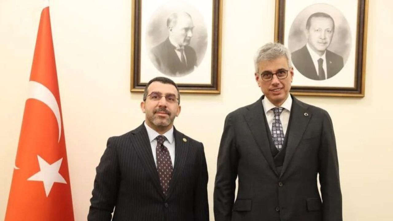 Kars’a 22 yeni doktor atandı: Çocuk Endokrinolojisi ve Perinatoloji Branşları ilk kez hizmet verecek görseli