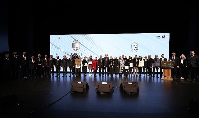Vali Akın ile Başkan Altay 17. Altın Dokunuşlar Festivali’ni ve Gazze Kermesi’ni Açtı görseli