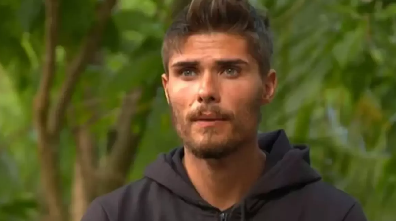 Barış Murat Yağcı Havalimanında Gözaltına Alındı: Survivor’dan Karakola görseli