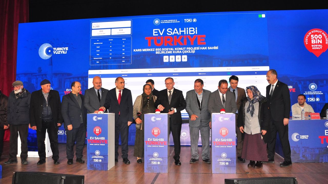 Kars’ta 1.730 konutun kuraları çekildi görseli