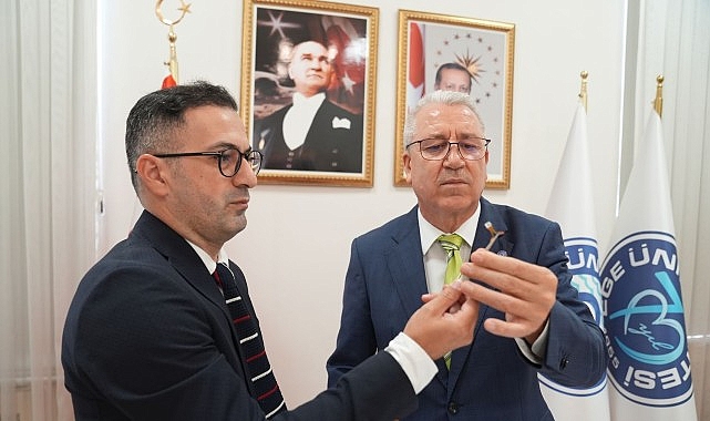 Egeli akademisyenden akciğer kanserine karşı yenilikçi tedavi yaklaşımı görseli