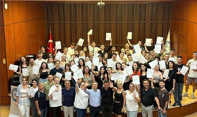 Ege Üniversitesi Devlet Türk Musikisi Konservatuarından “Uca Dağlar” Turnesi görseli