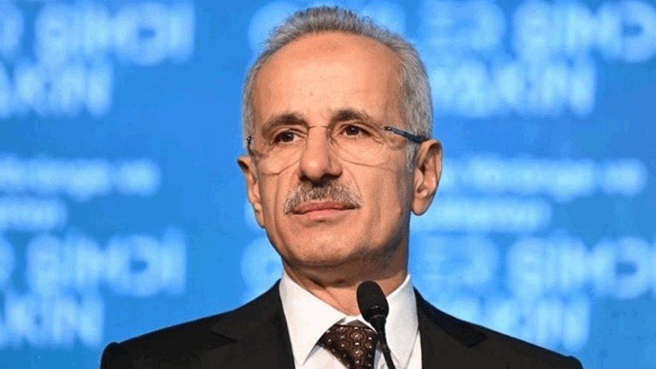 Uraloğlu: İnternet abonesi 98,2 milyon görseli