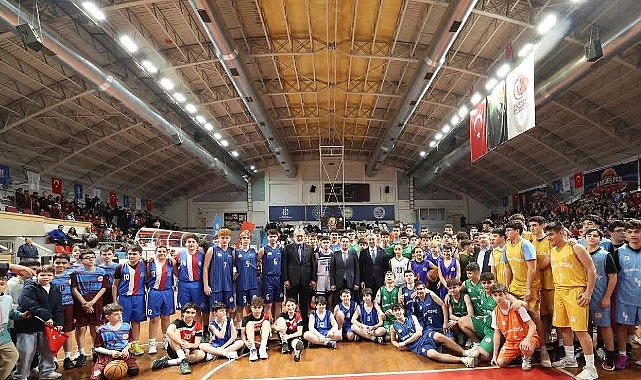 Başkan Büyükakın’dan gençlere “Kardeş Pası” görseli