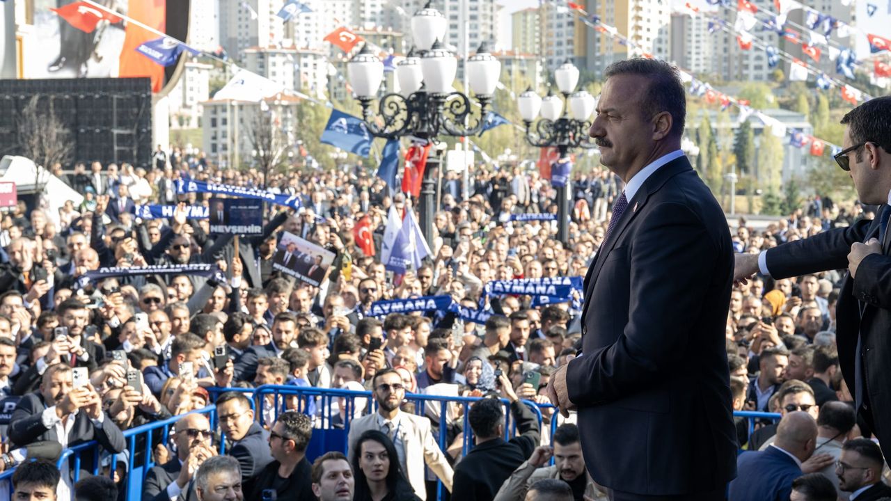 Anahtar Parti 100 bin üye barajını aştı görseli