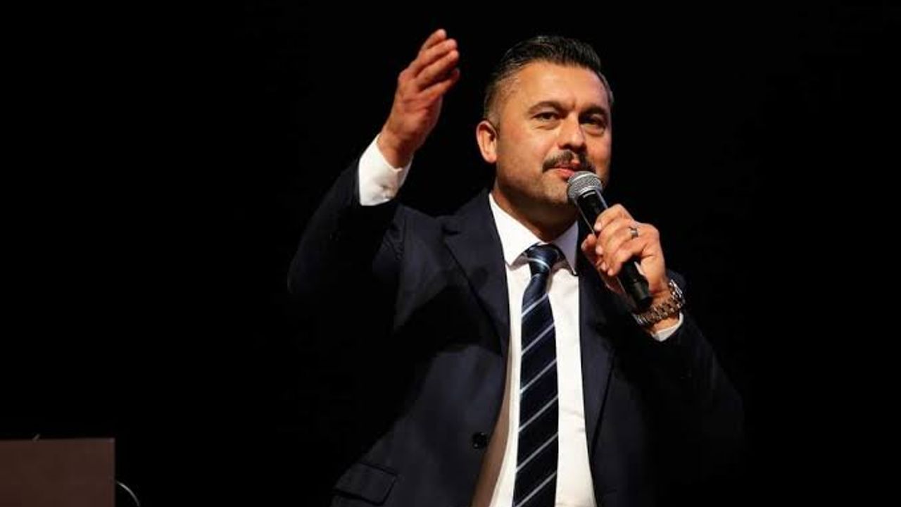 Şile Belediyesi'ne operasyon: Başkan Özgür Kabadayı gözaltına alındı görseli